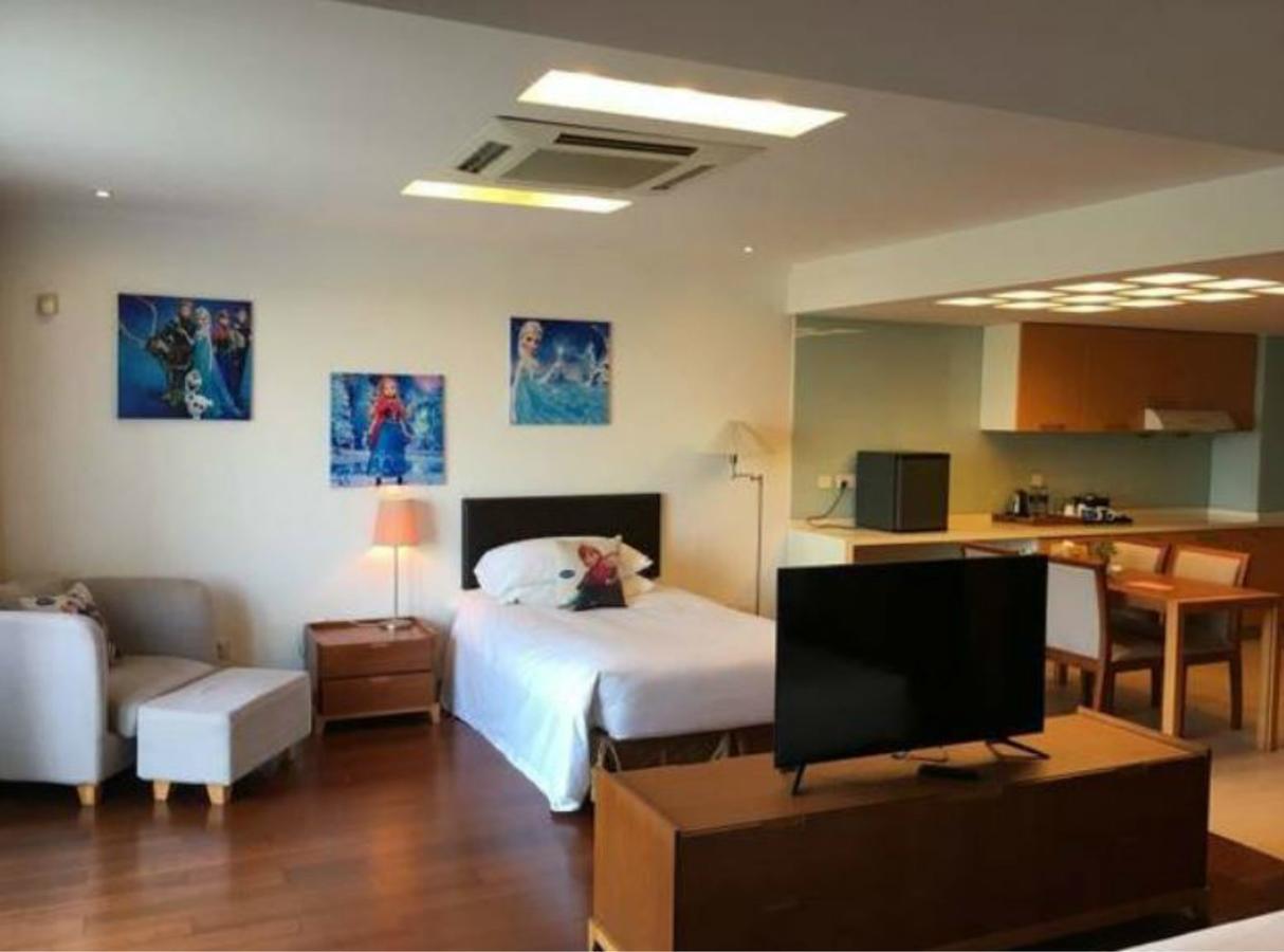 Gloria Plaza Hotel Kangqiao Shanghai Exterior foto