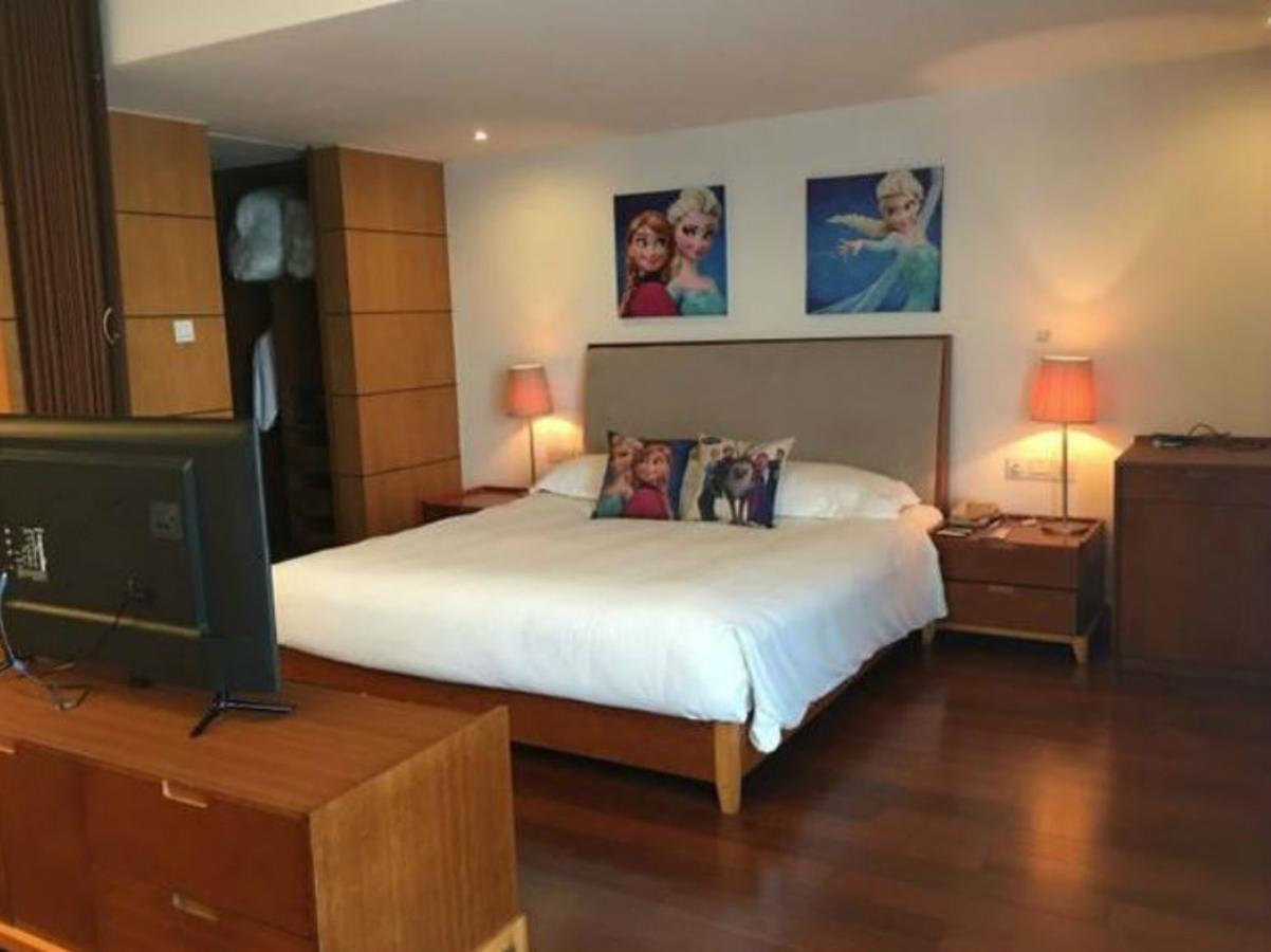 Gloria Plaza Hotel Kangqiao Shanghai Exterior foto